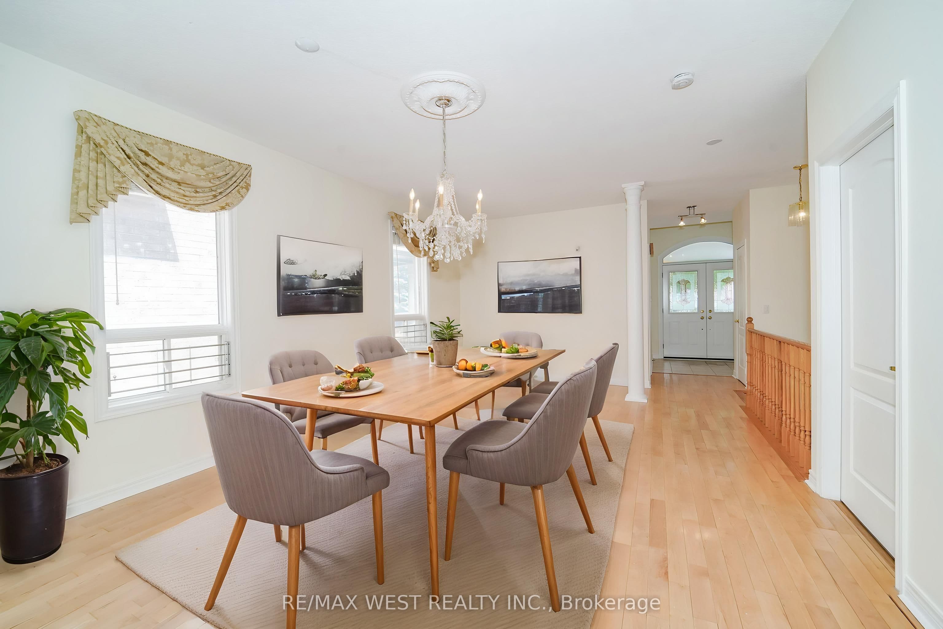 21 Mira Vista Place, Vaughan, ON L4H 1K9