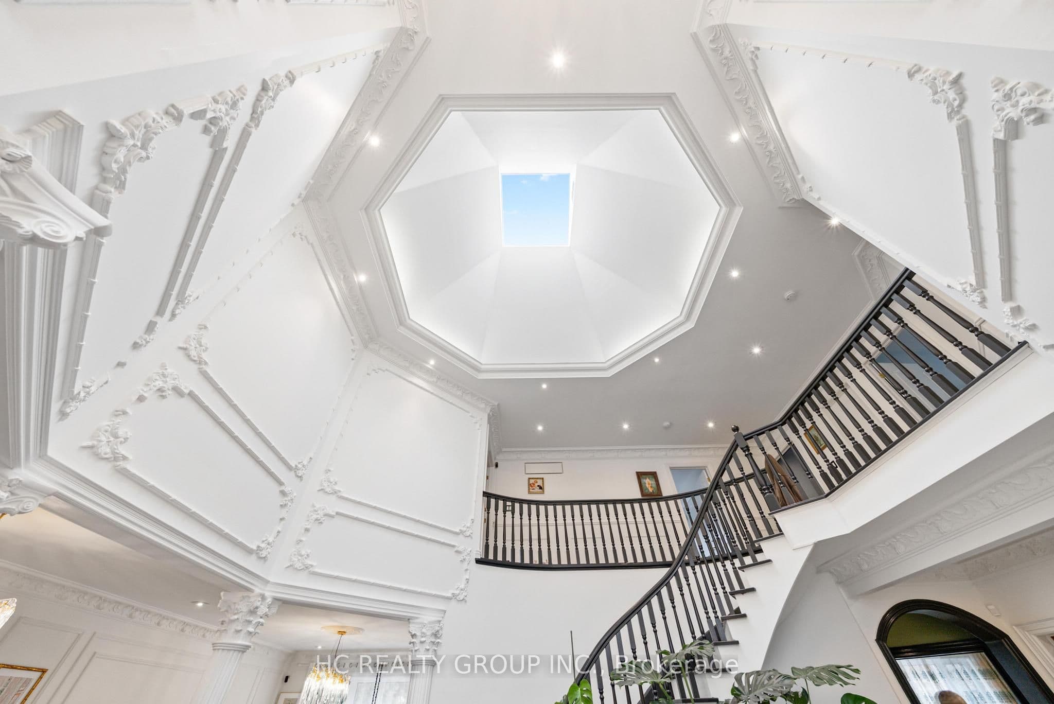 156 Burbank Drive, Toronto, ON M2K 1P1
