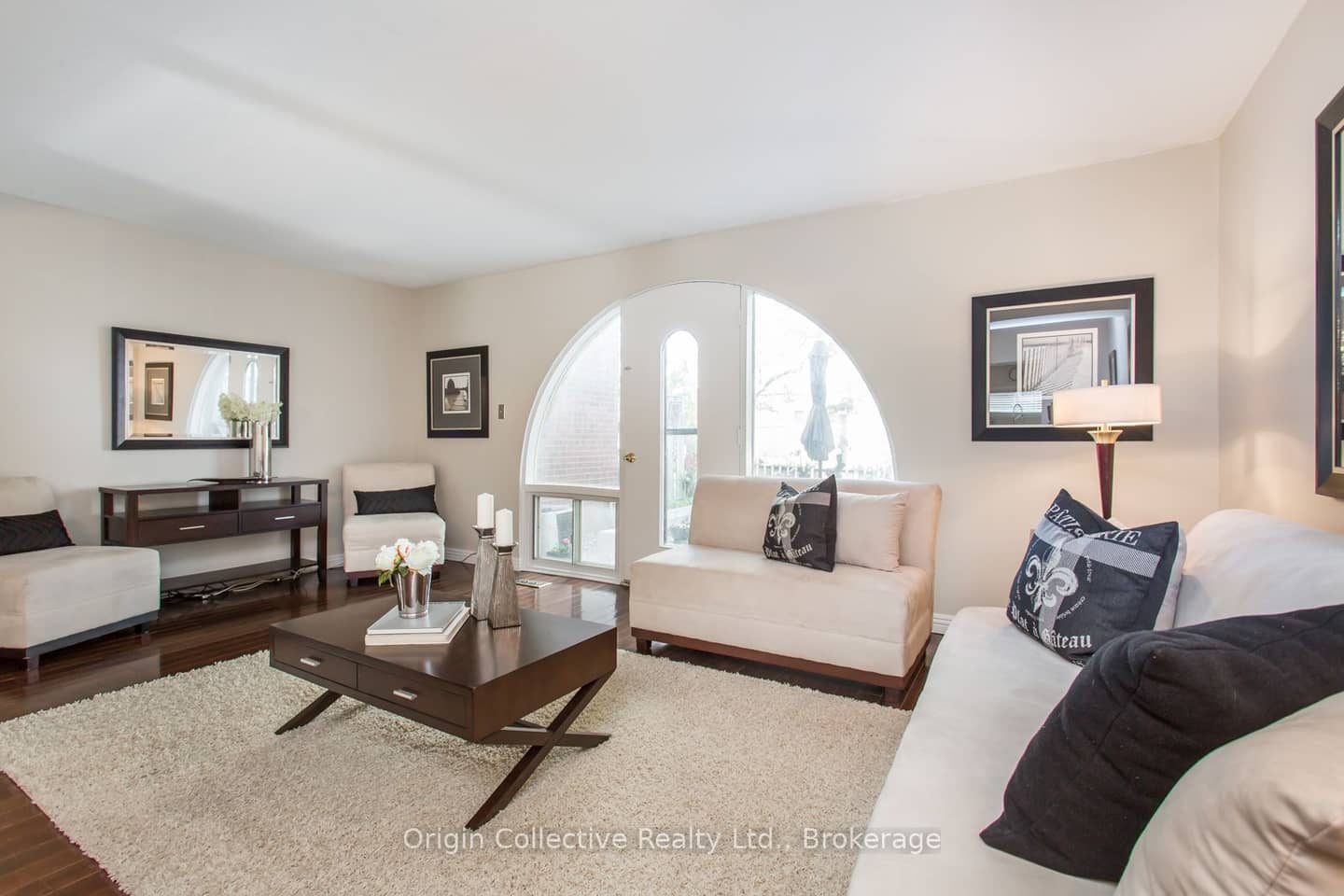 10 Esterbrooke Avenue 40, Toronto, ON M2J 2C2
