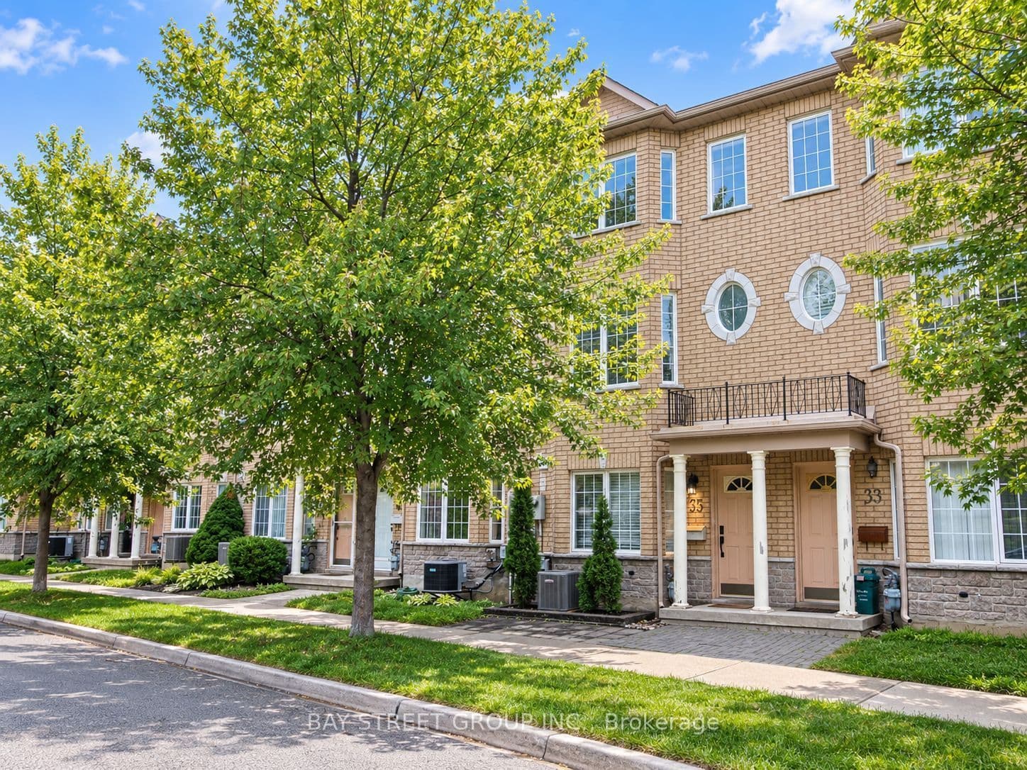 35 Park Common Boulevard, Markham, ON L3T 7V1