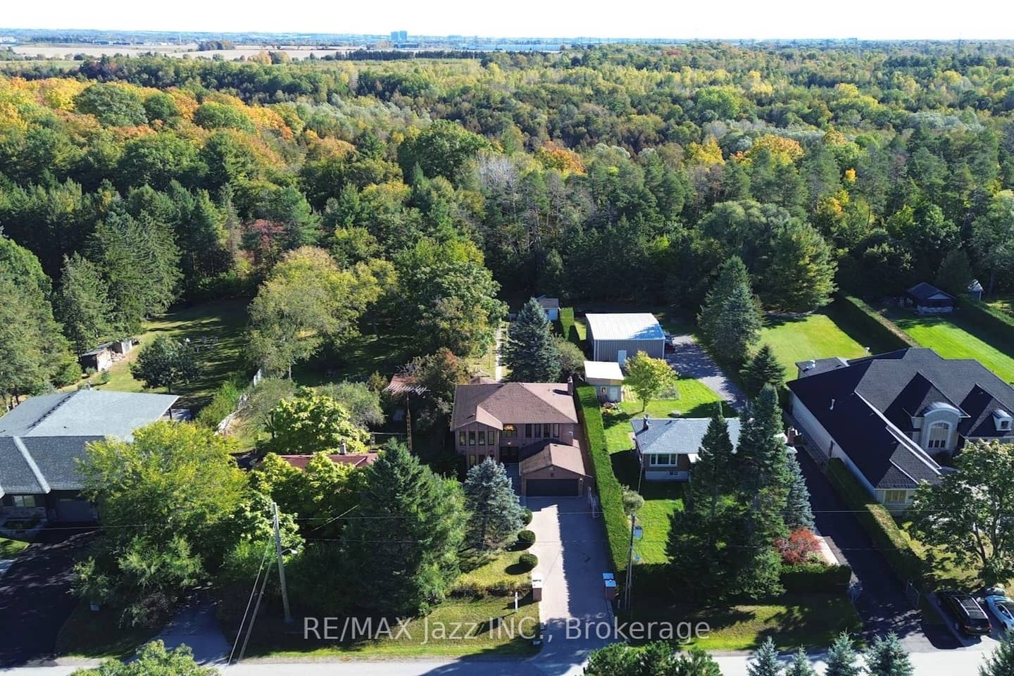 35 Ward Street, Whitby, ON L1M 1G9