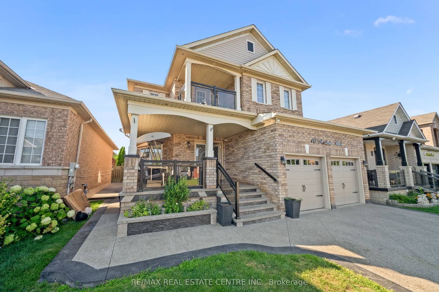 10 Midvale Road, Brampton, ON L7A 2N1