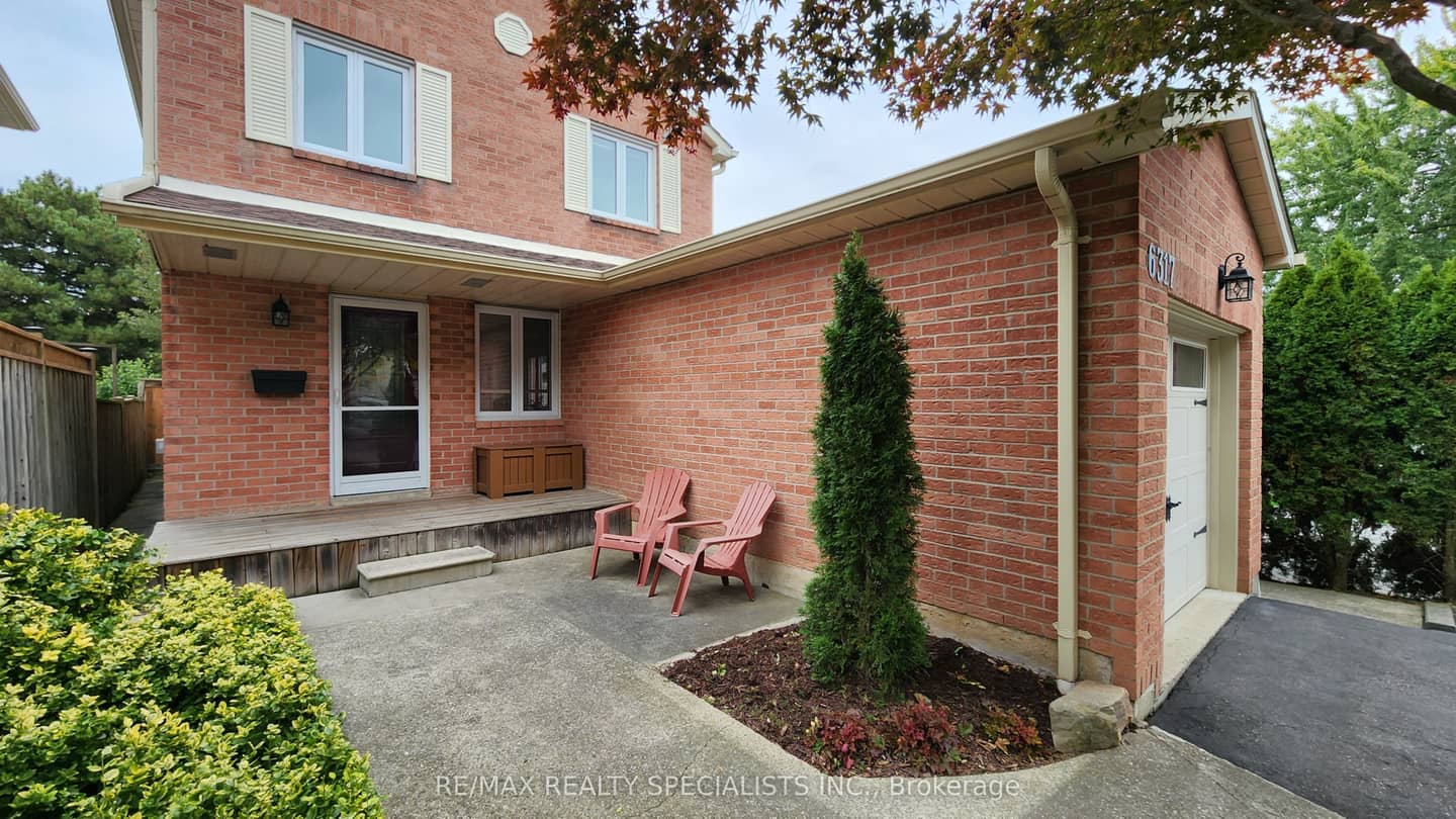 6317 Martel Court, Mississauga, ON L5N 3H6