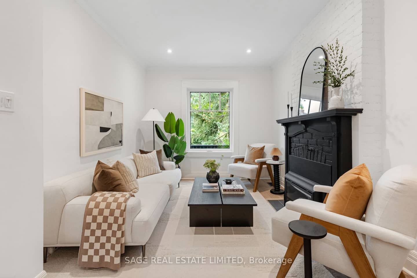 11 Bertmount Avenue, Toronto, ON M4M 2X8