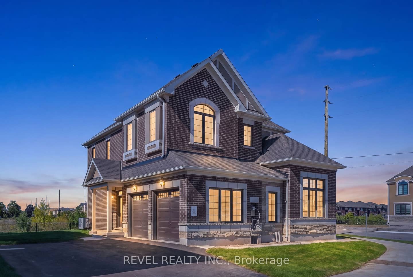 1489 Whitlock Avenue, Milton, ON L9E 2H4