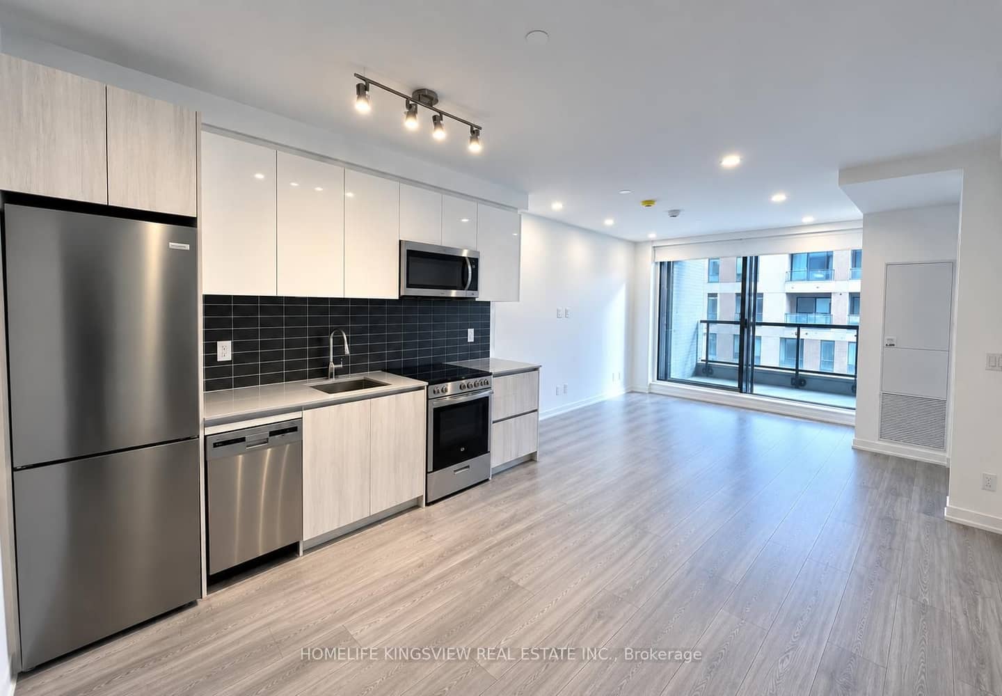 3100 Keele Street 504, Toronto, ON M3M 0E1
