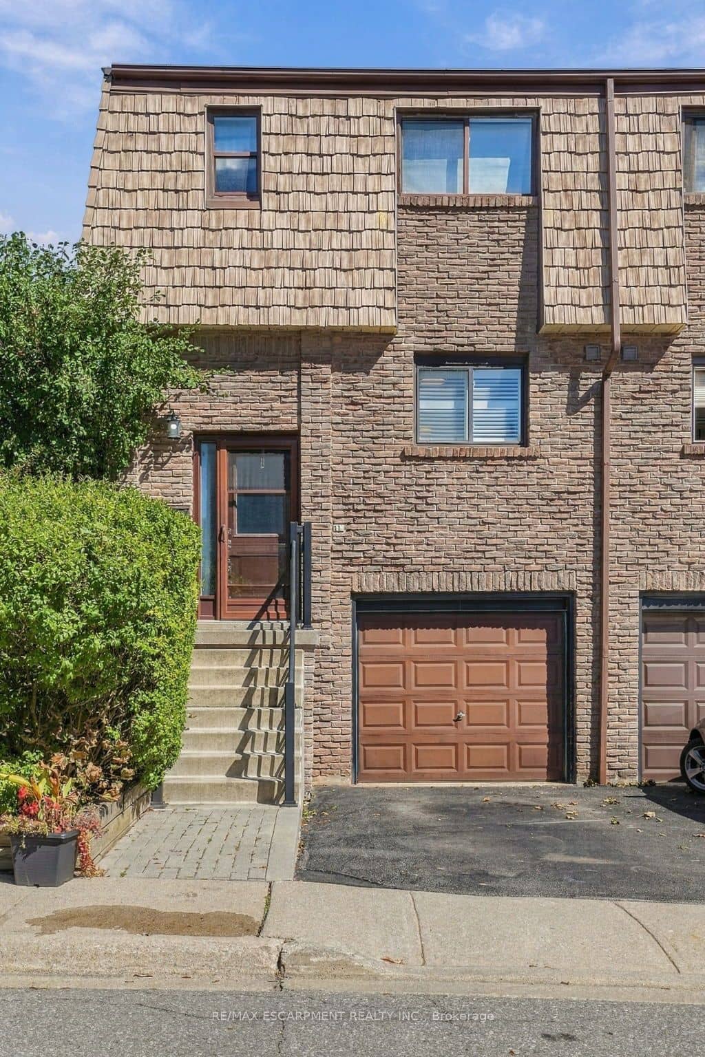 1518 Sixth Line 27, Oakville, ON L6H 2P2