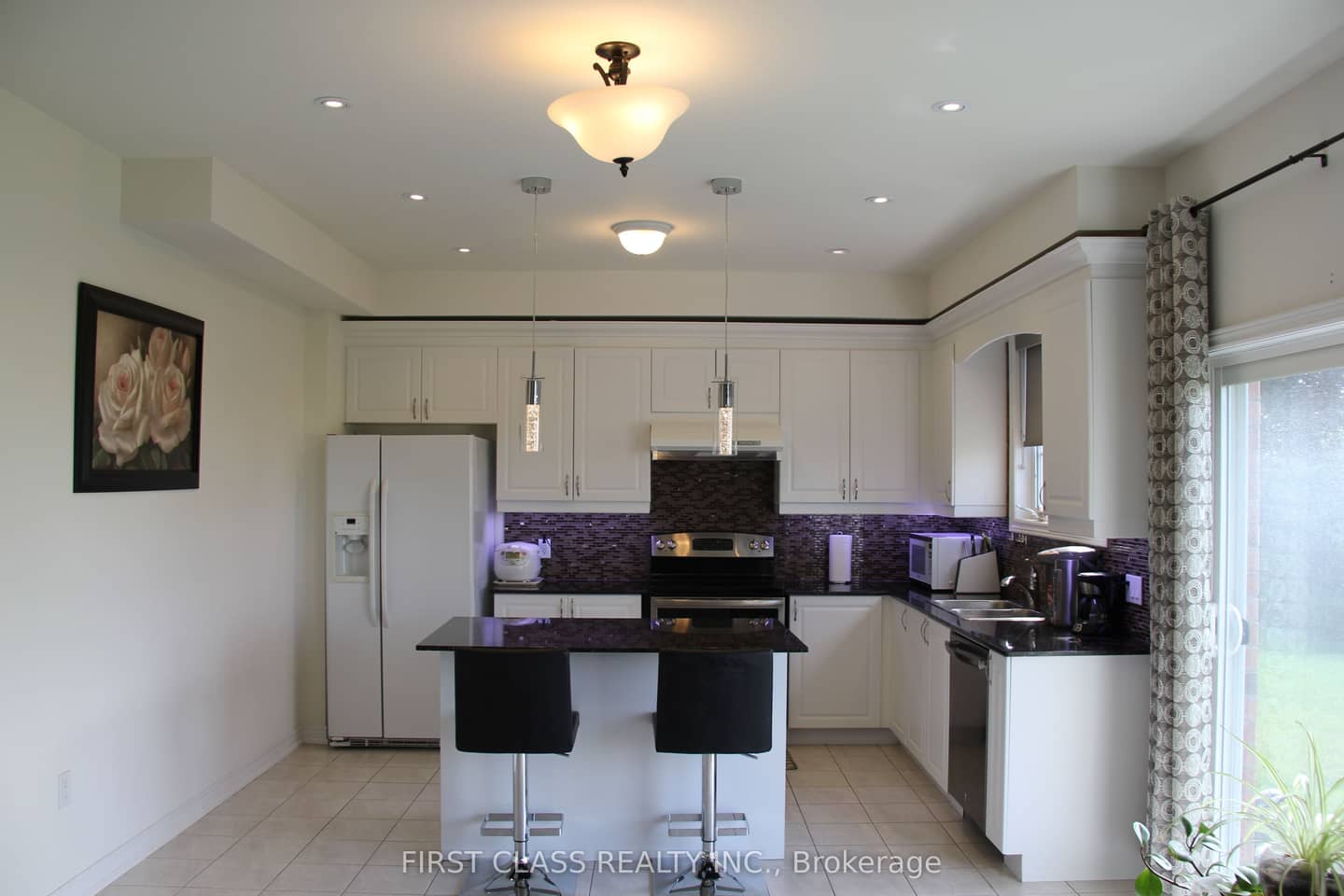 69 Promenade Drive, Whitby, ON L1R 0L5