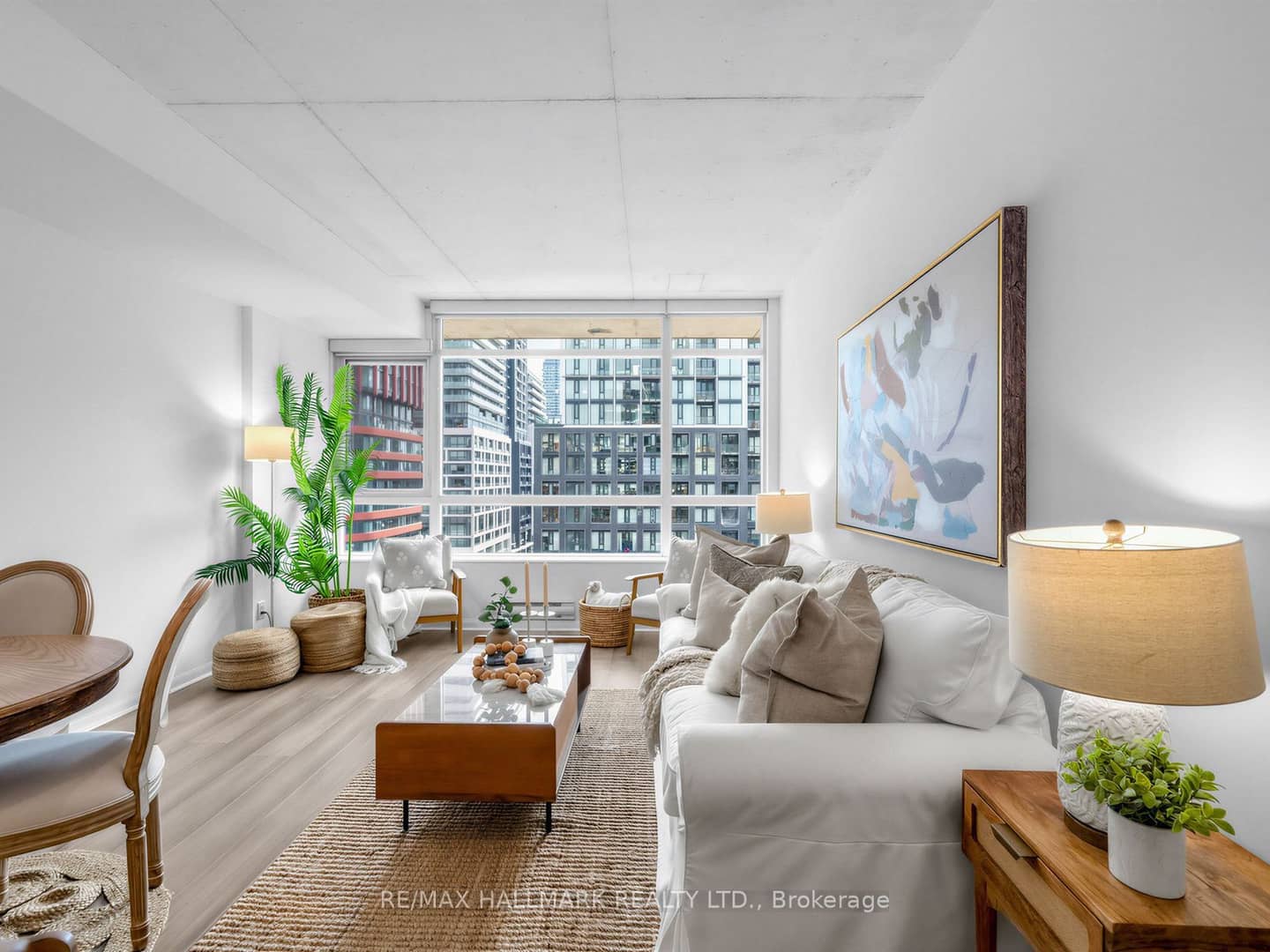 333 Adelaide Street E 728, Toronto, ON M5A 4T4
