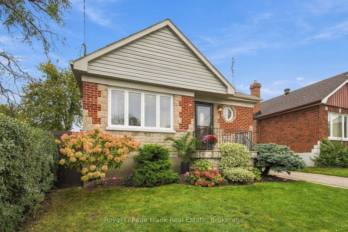 379 Arthur Street, Oshawa, ON L1H 1P2