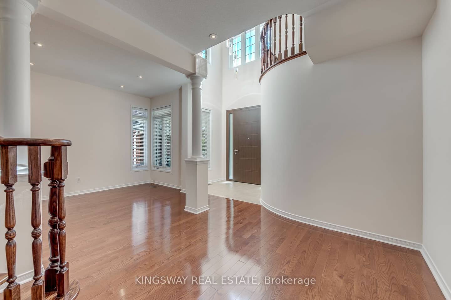 3133 Mission Hill Drive, Mississauga, ON L5M 0B2