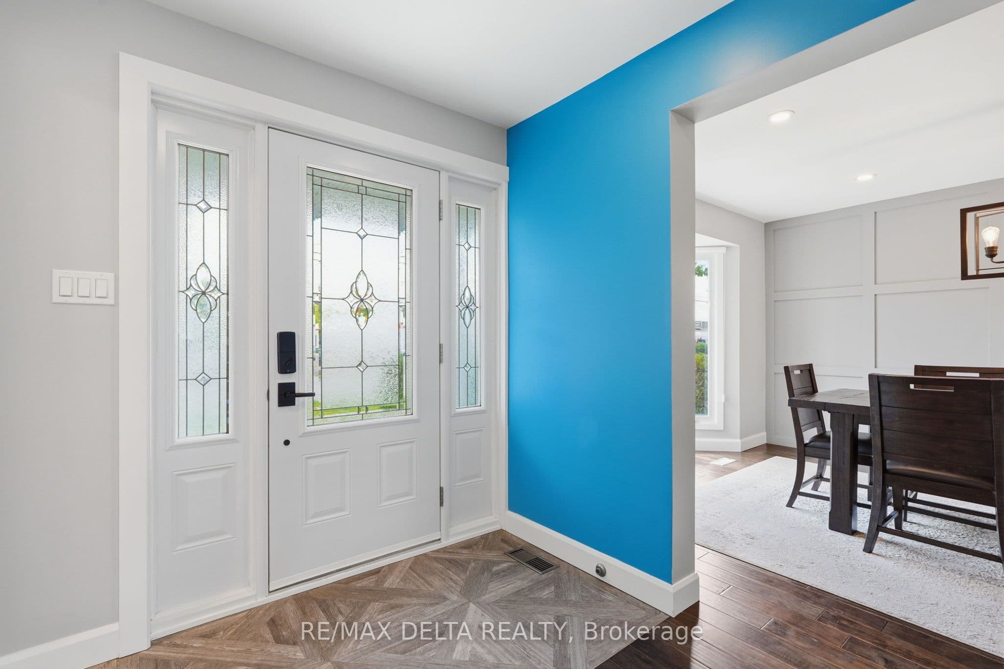 1791 Queensdale Avenue, Blossom Park - Airport and Area, ON K1T 1J7