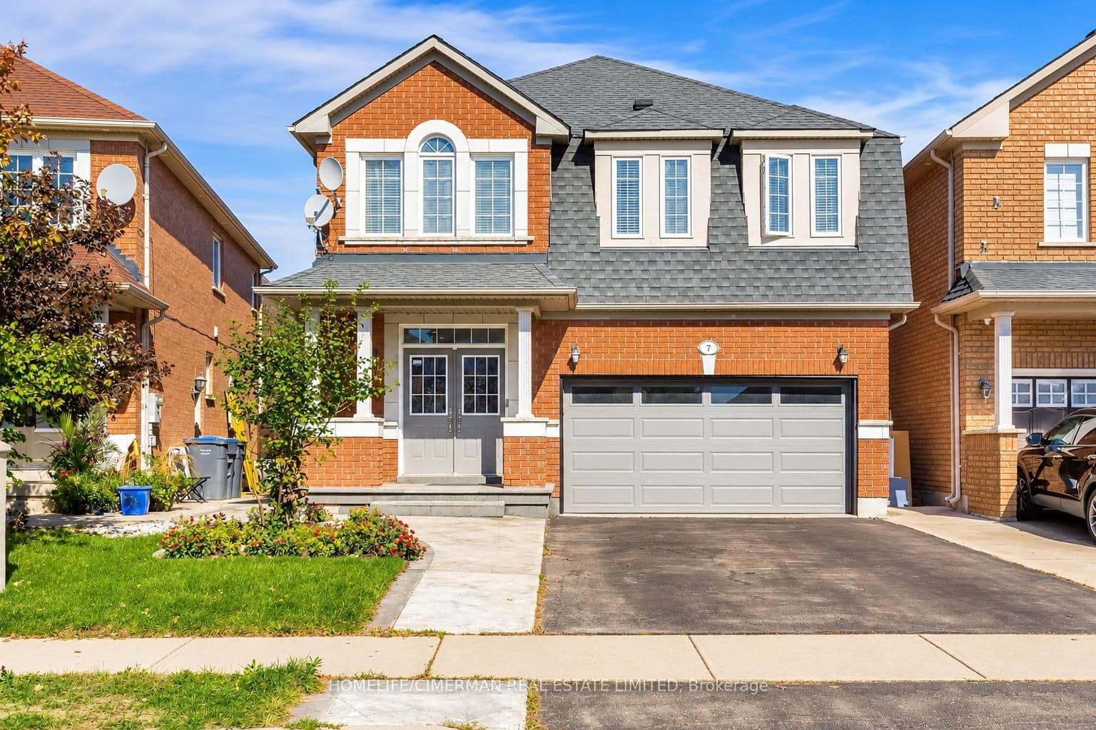 7 Okanagan Drive E, Brampton, ON L6R 2X1