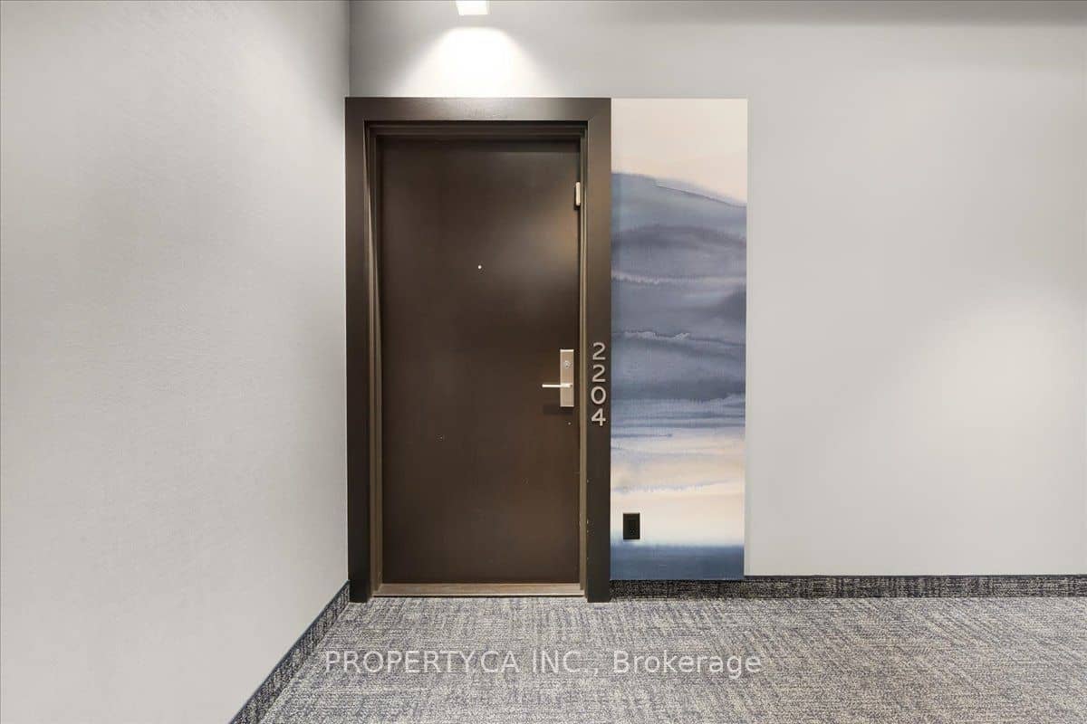 181 Bedford Road 2204, Toronto, ON M5R 0C2