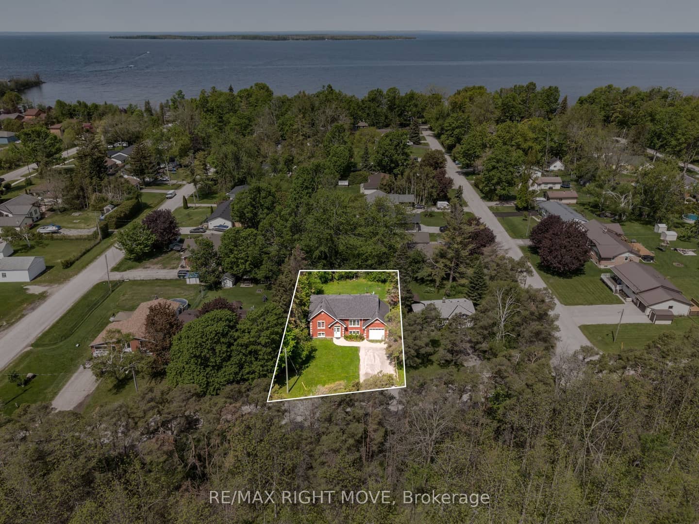104 Ethel Park Road, Brock, ON L0K 1A0