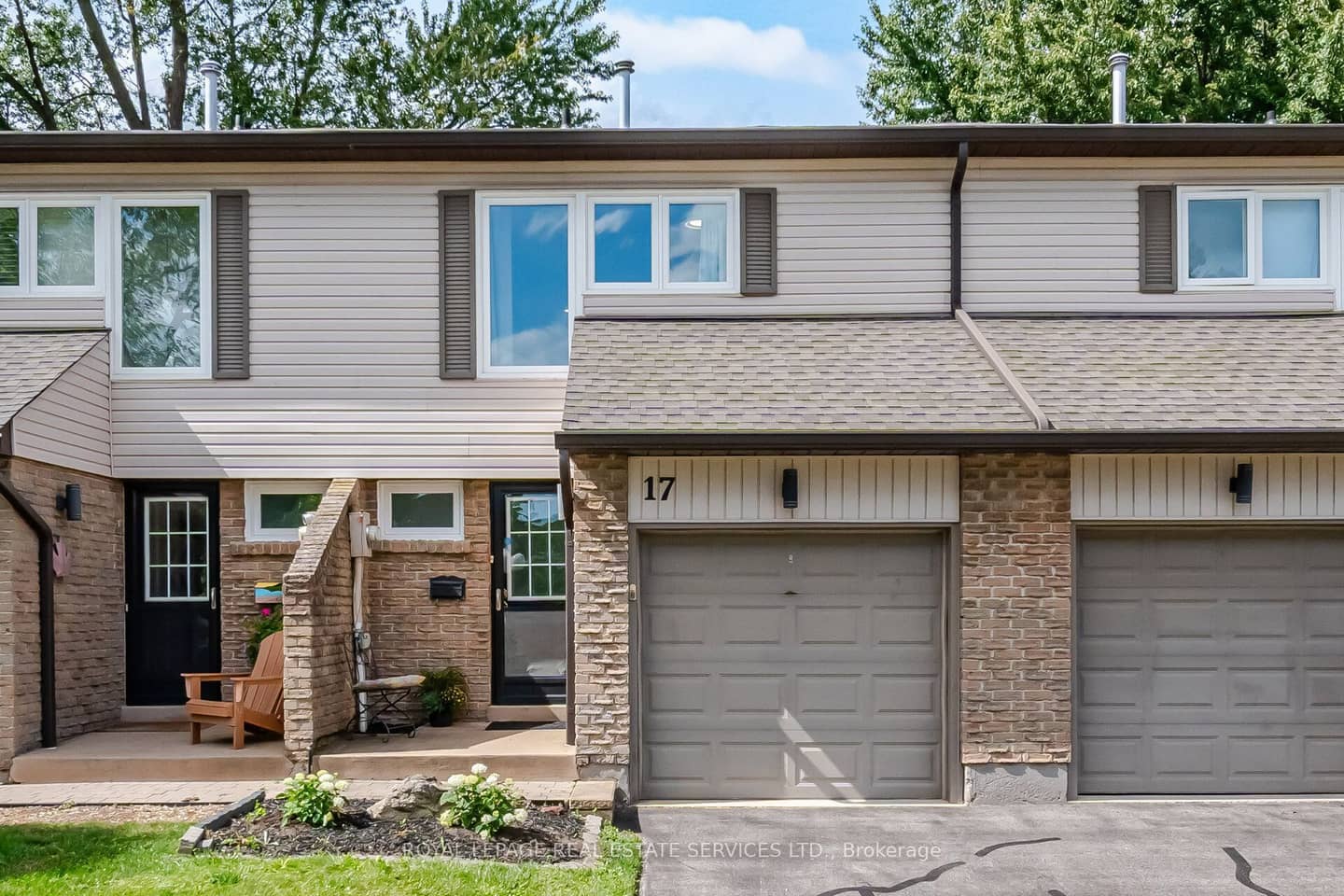 2411 Sovereign Street 17, Oakville, ON L6L 1M1