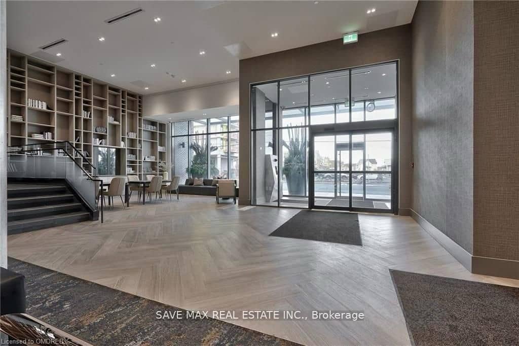2450 Old Bronte Road 510, Oakville, ON L6M 5P6