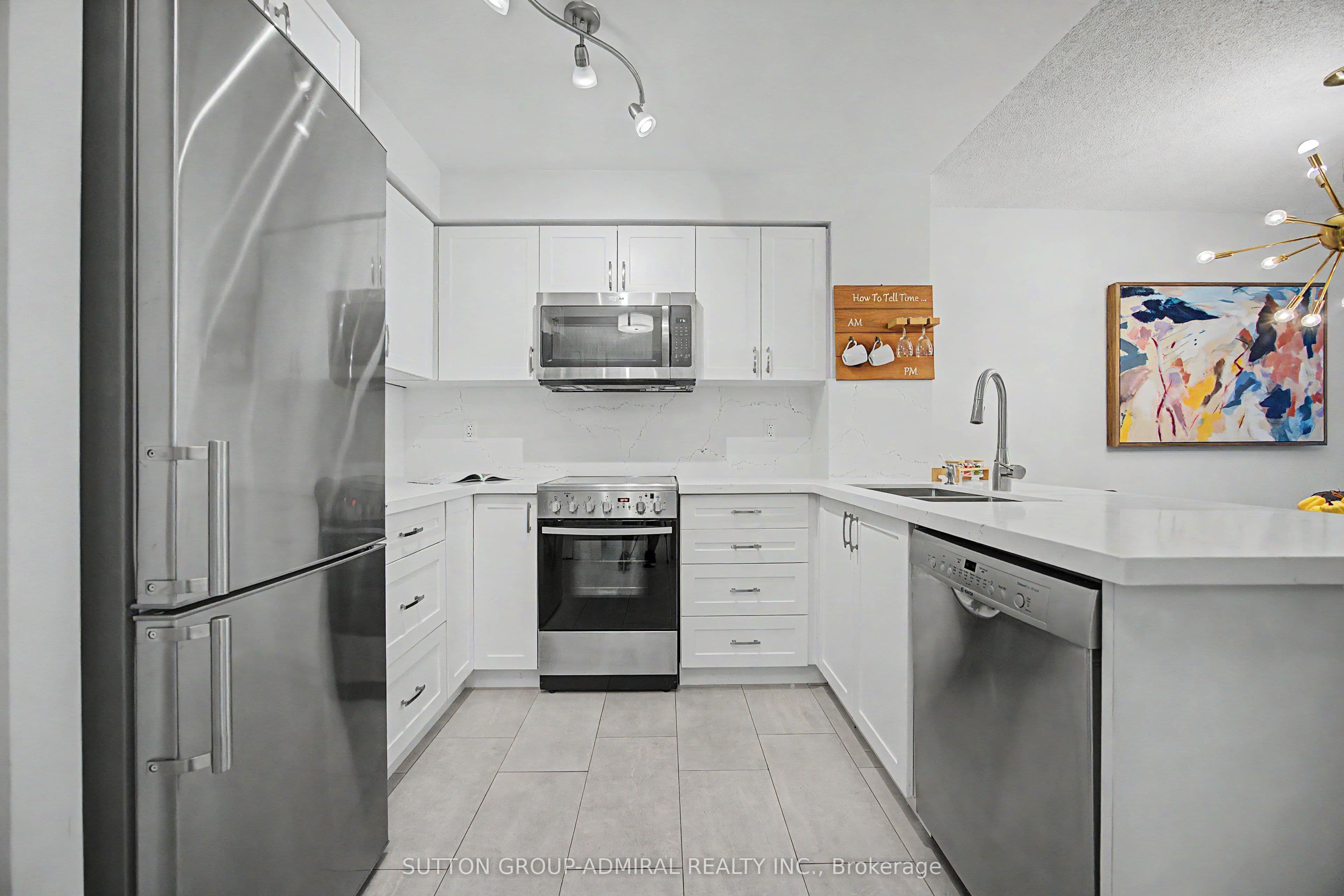 212 Eglinton Avenue 706, Toronto, ON M4P 0A3