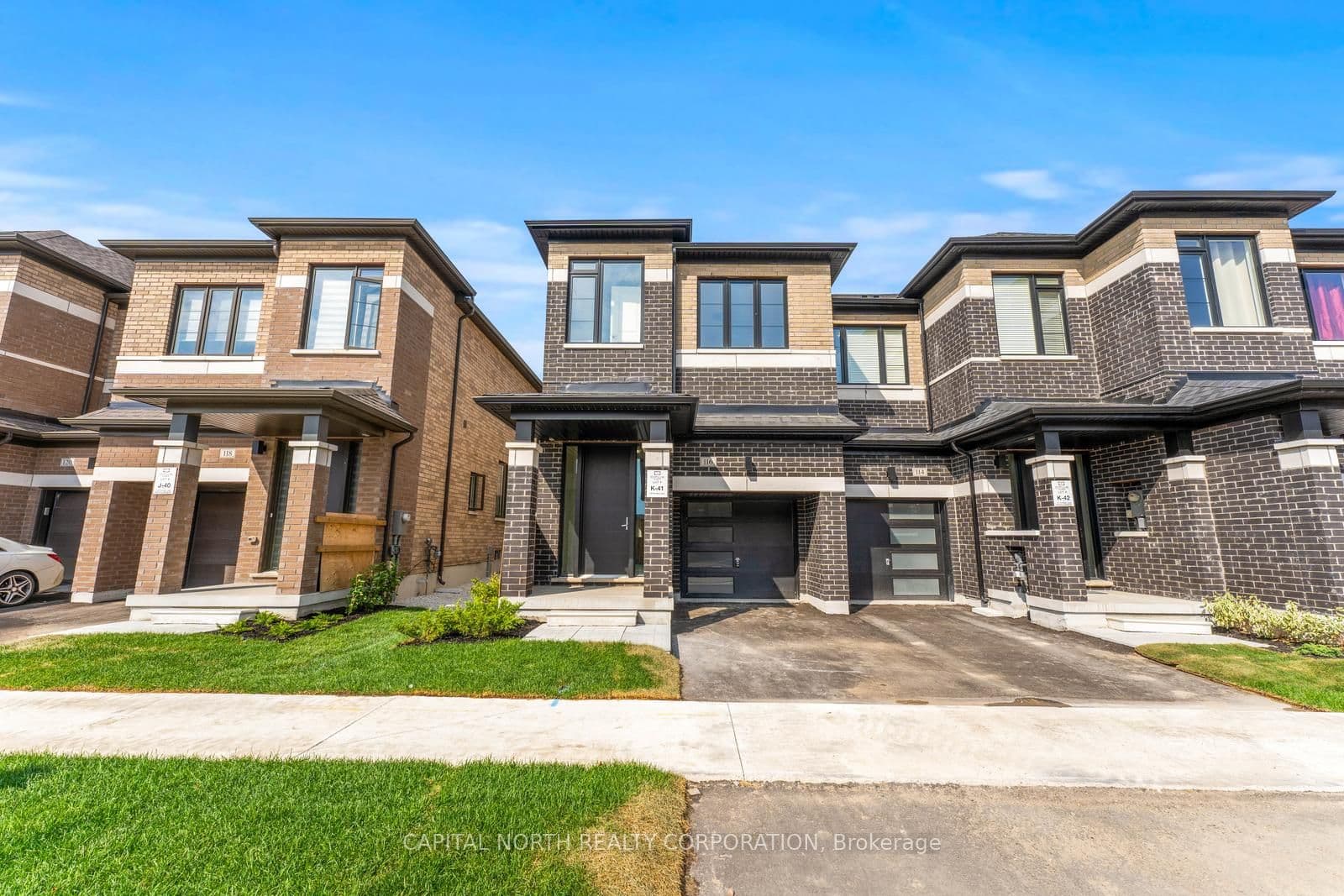 116 Turnberry Lane, Barrie, ON L4N 6K7