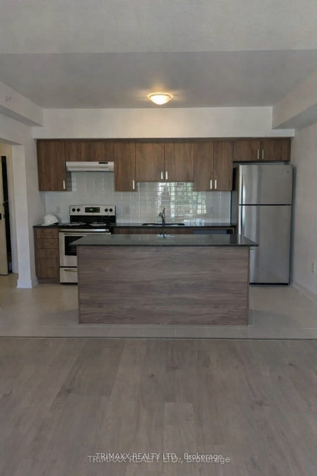 1 Chef Lane 303, Barrie, ON L9J 0T1