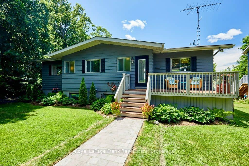 156 Acton Road, Uxbridge, ON L0C 1H0