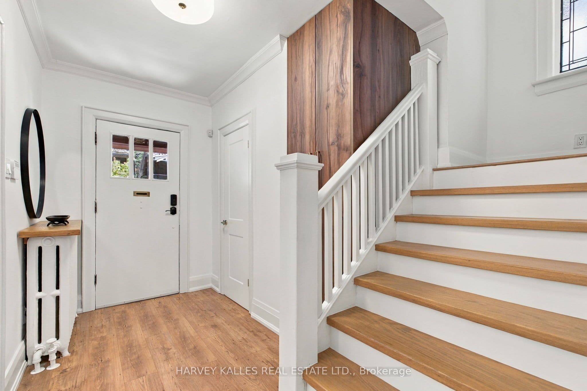 32 Crang Avenue, Toronto, ON M6E 2Z9