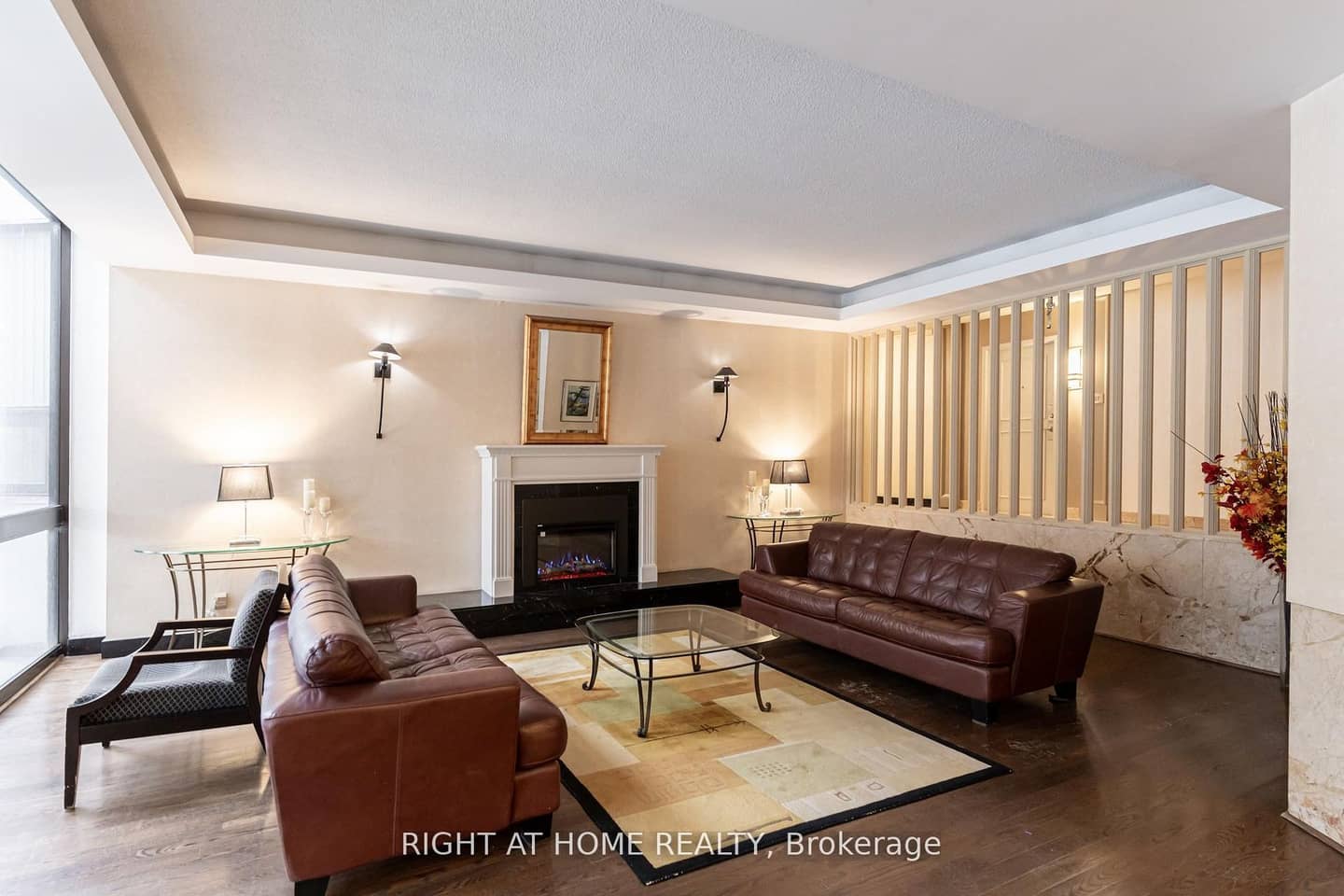 1333 Bloor Street E 606, Mississauga, ON L4Y 3T6