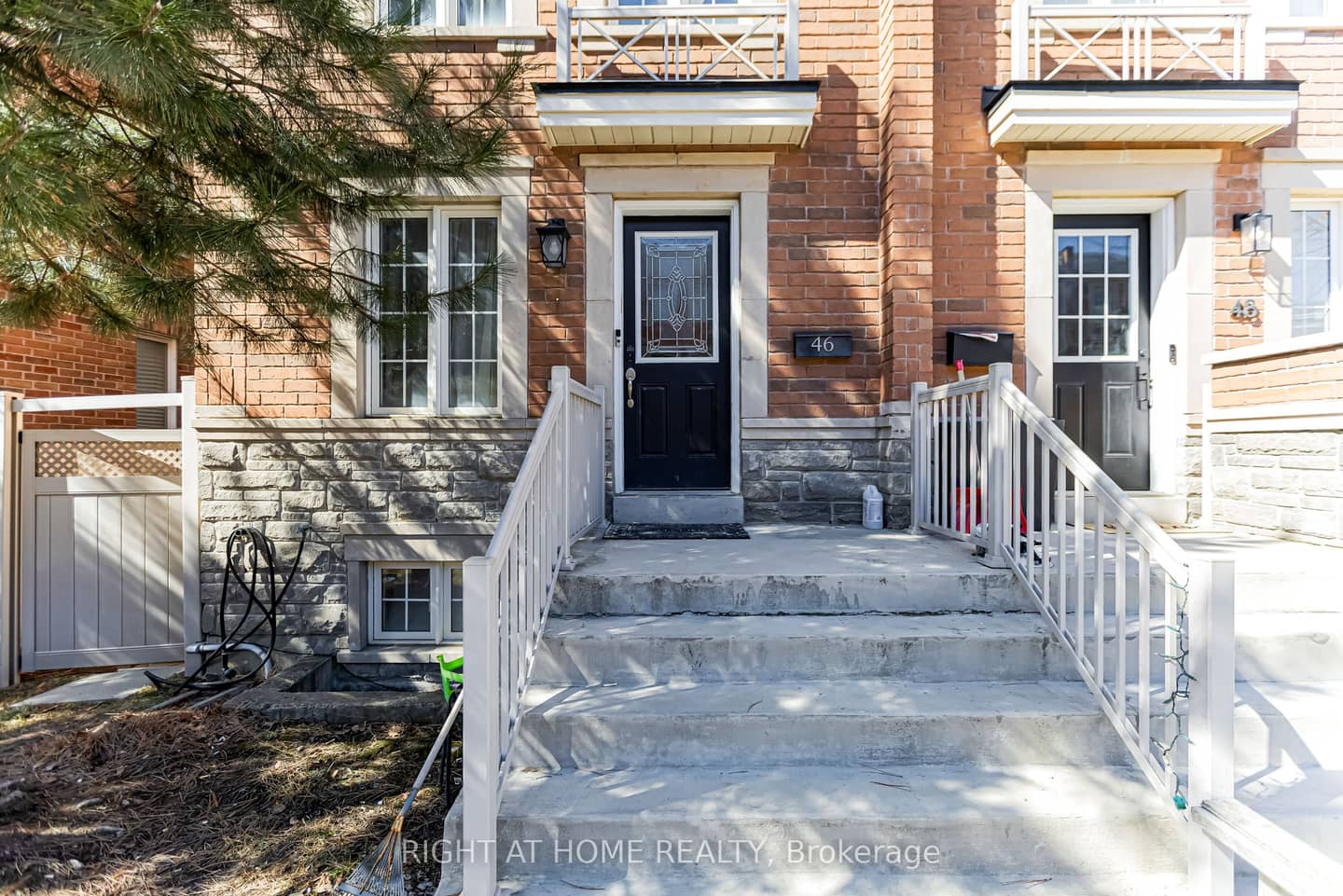 46 Odoardo Di Santo Circle, Toronto, ON M3L 0E7