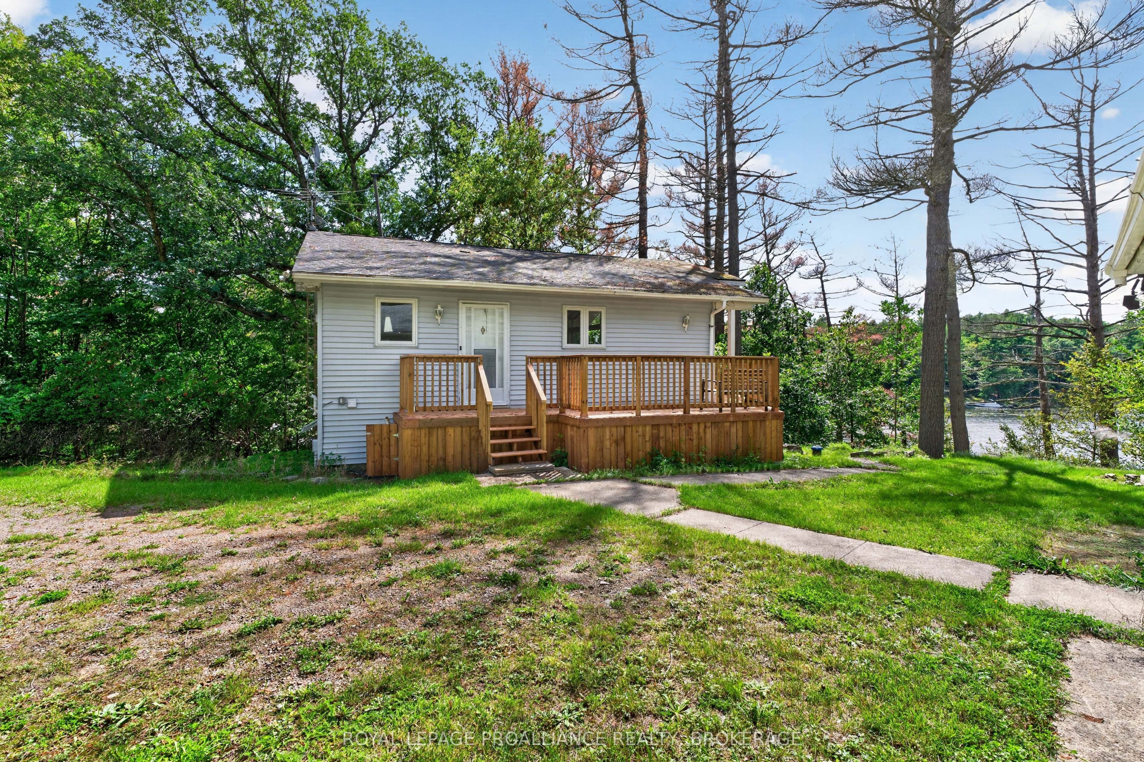 39 Rugged Lane, Rideau Lakes, ON K0G 1E0
