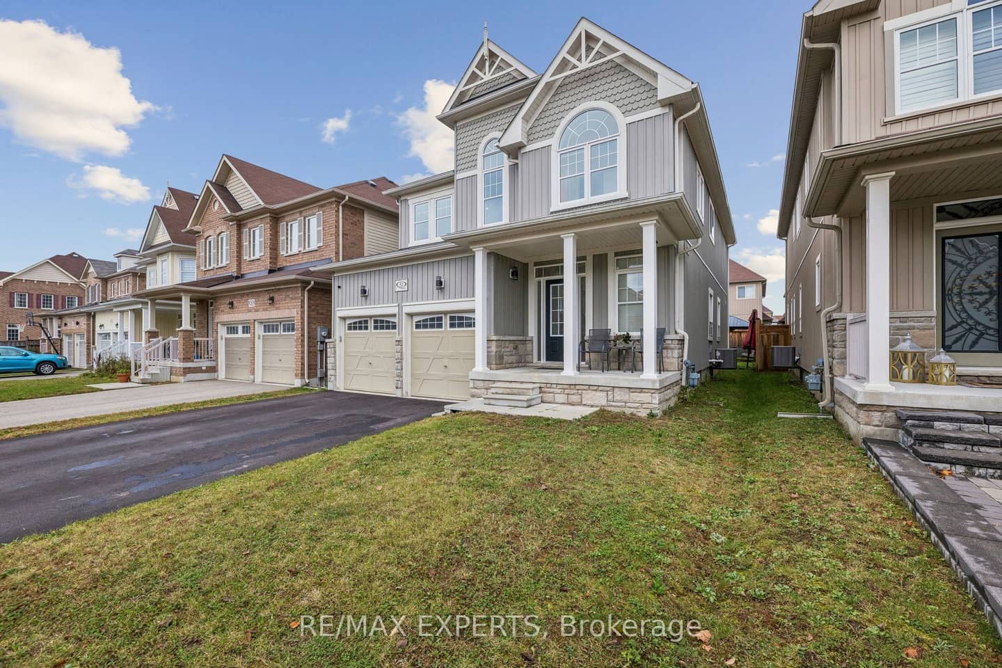 52 Bruce Cameron Drive, Clarington, ON L1C 0T6