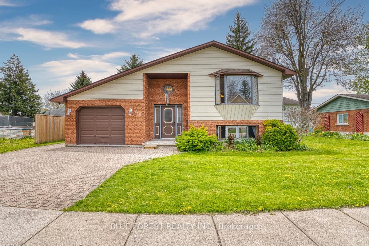 118 Trafalgar Street, West Perth, ON N0K 1N0