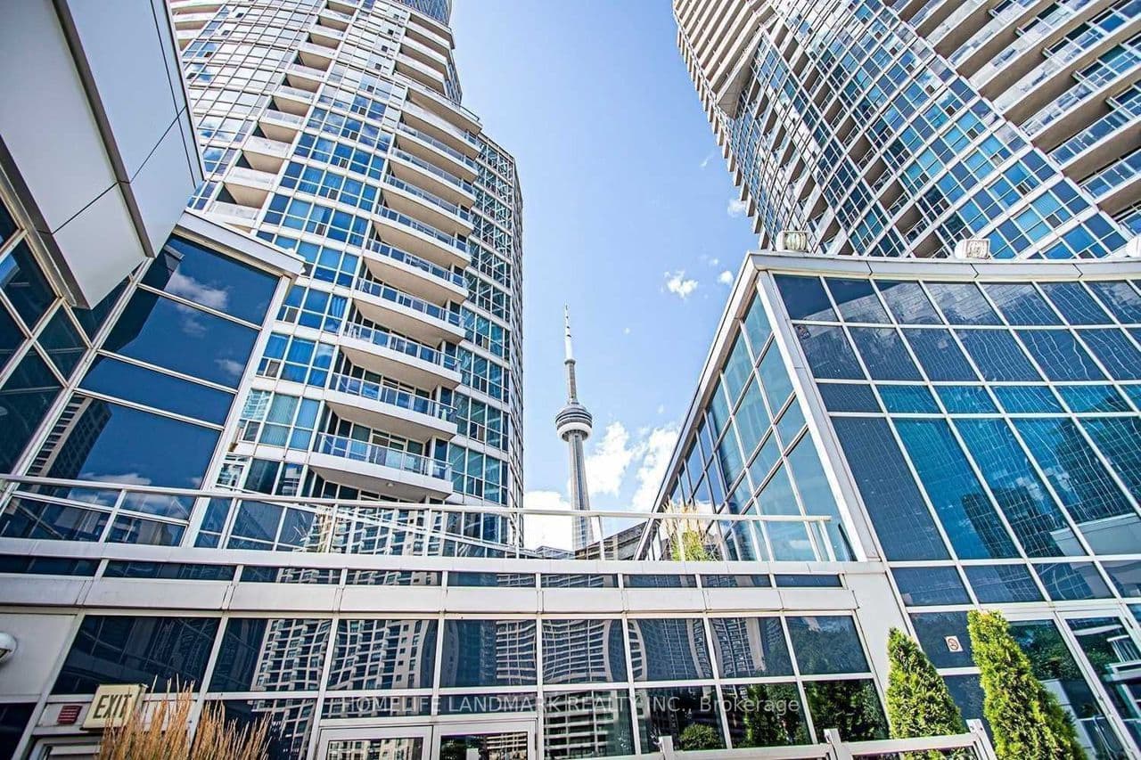 208 Queens Quay W 3409, Toronto, ON M5J 2Y5