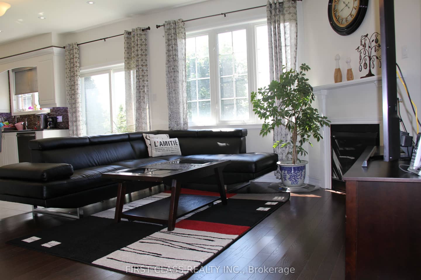 69 Promenade Drive, Whitby, ON L1R 0L5