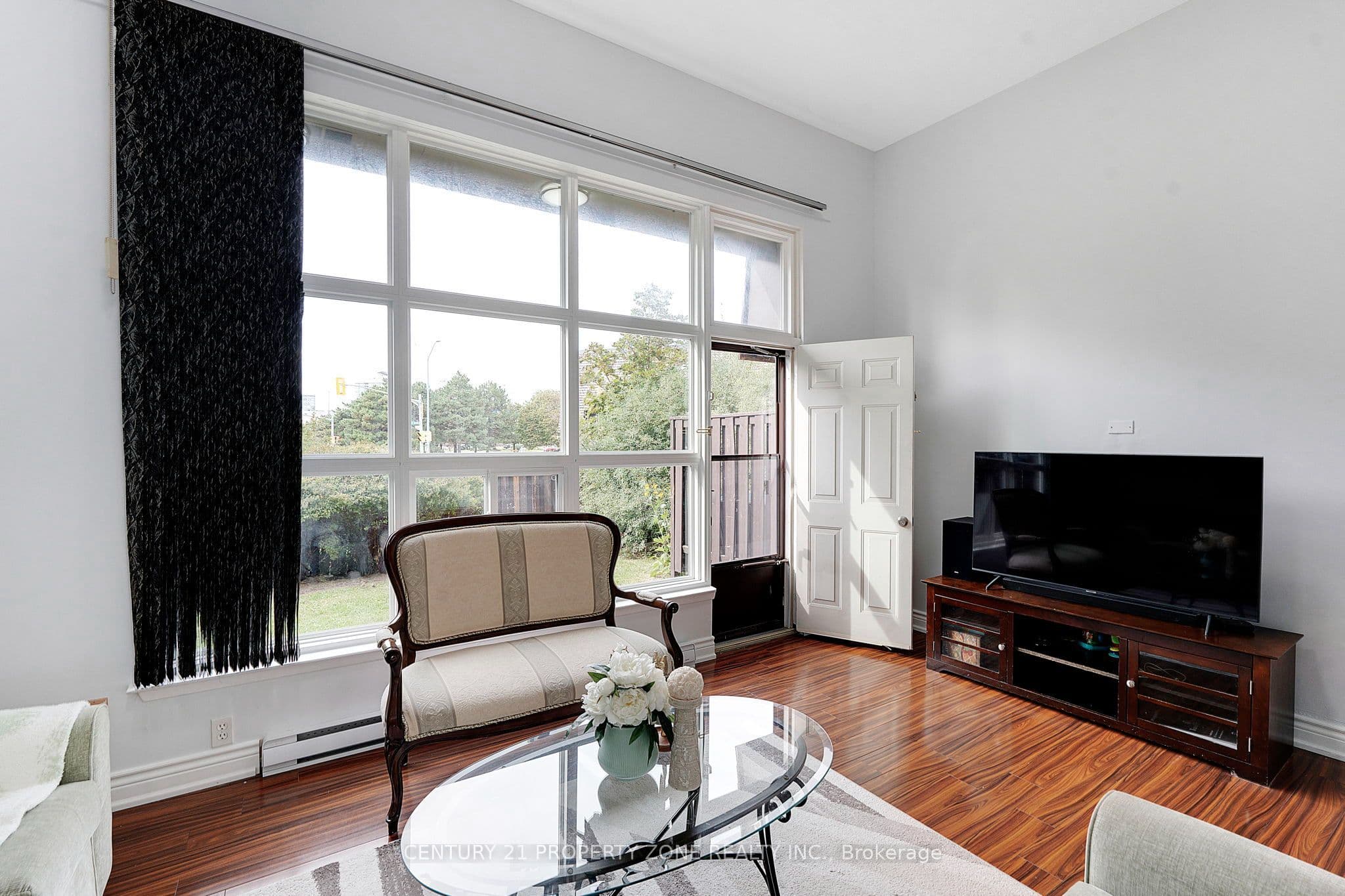 5 Briar Path, Brampton, ON L6T 2A2