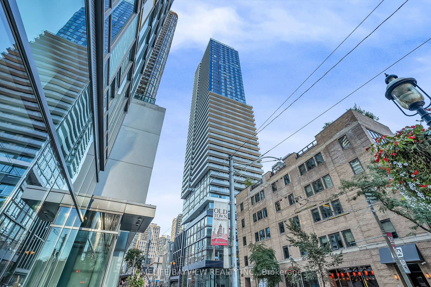 89 Church Street 2807, Toronto, ON M5C 0B7