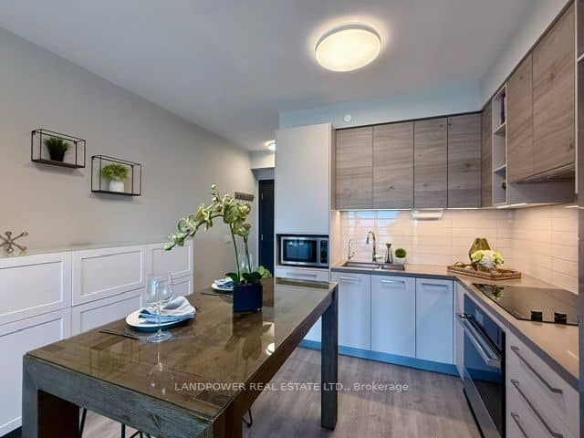 38 Gandhi Lane 2612, Markham, ON L3T 0G9