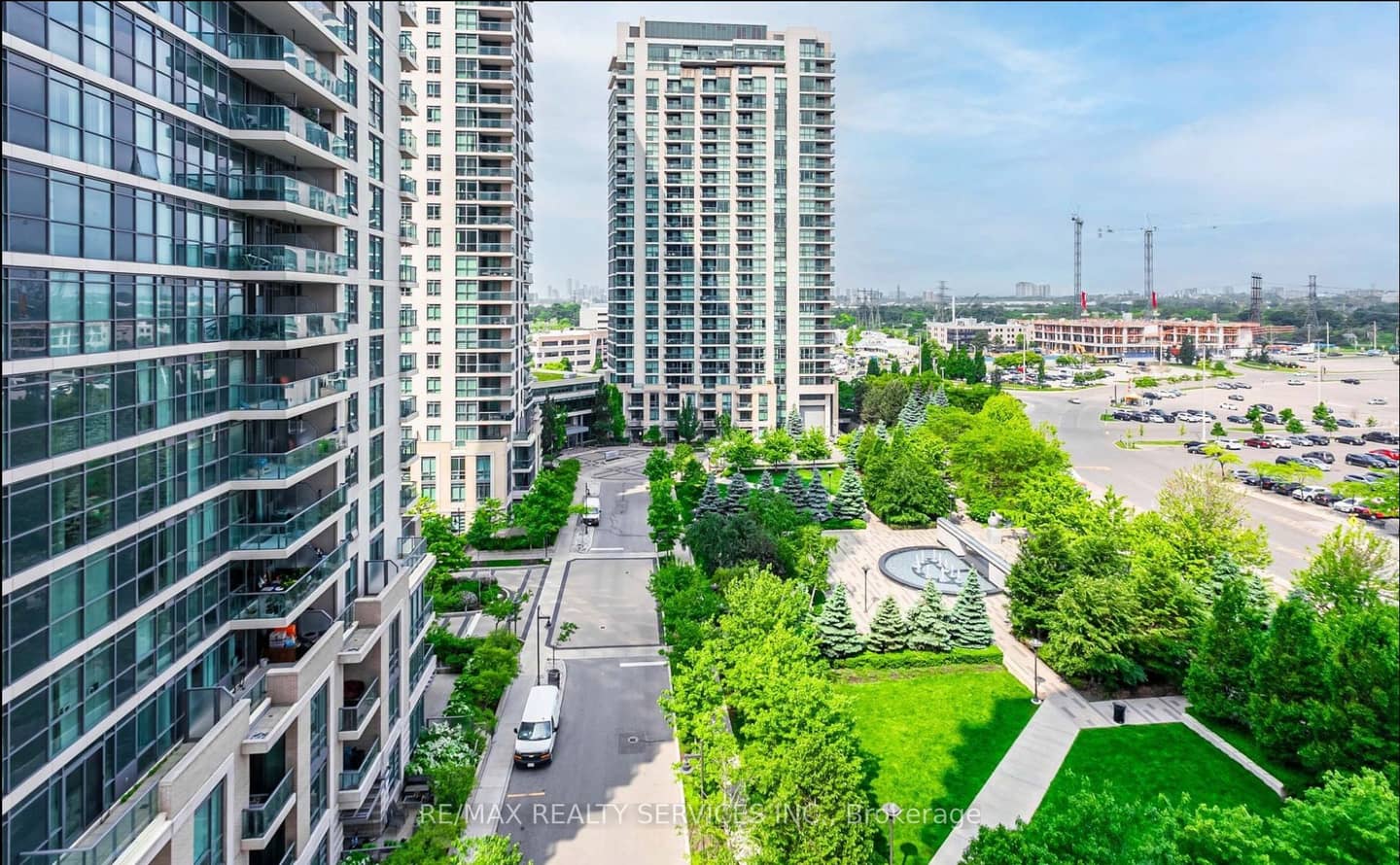 205 Sherway Gardens Road 811, Toronto, ON M9C 0A5