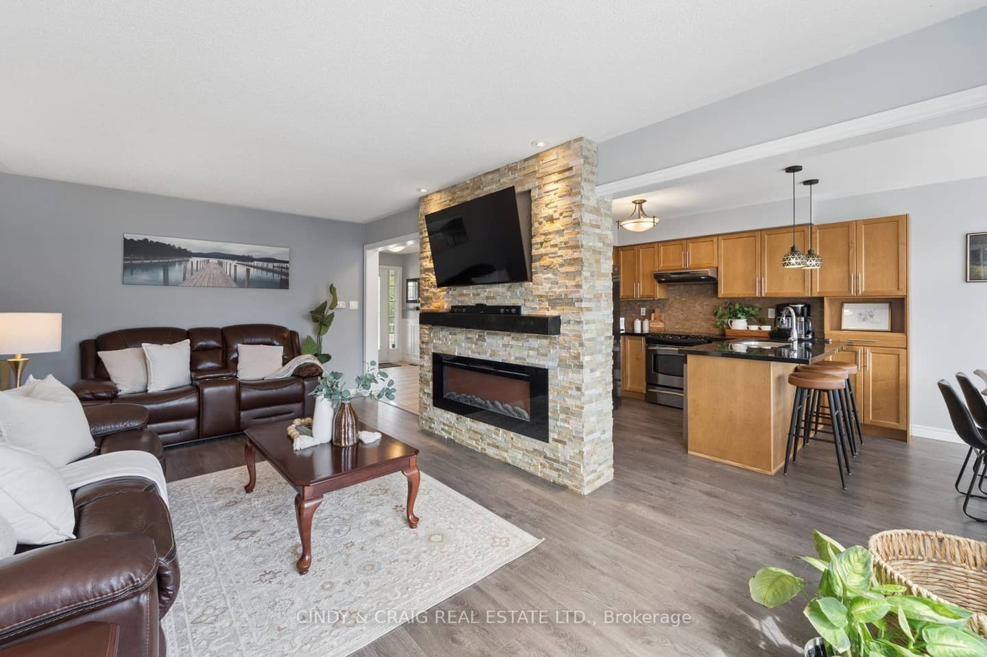 208 Cornish Drive, Clarington, ON L1E 3H4