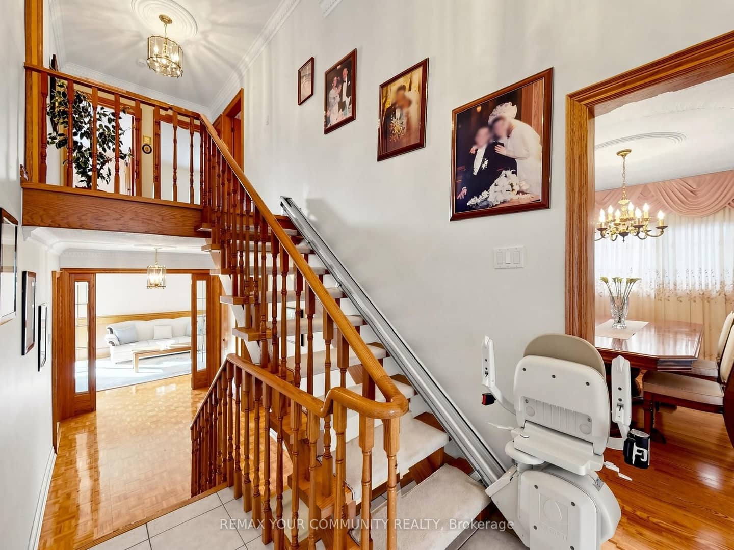 35 May Avenue, Richmond Hill, ON L4C 3S7