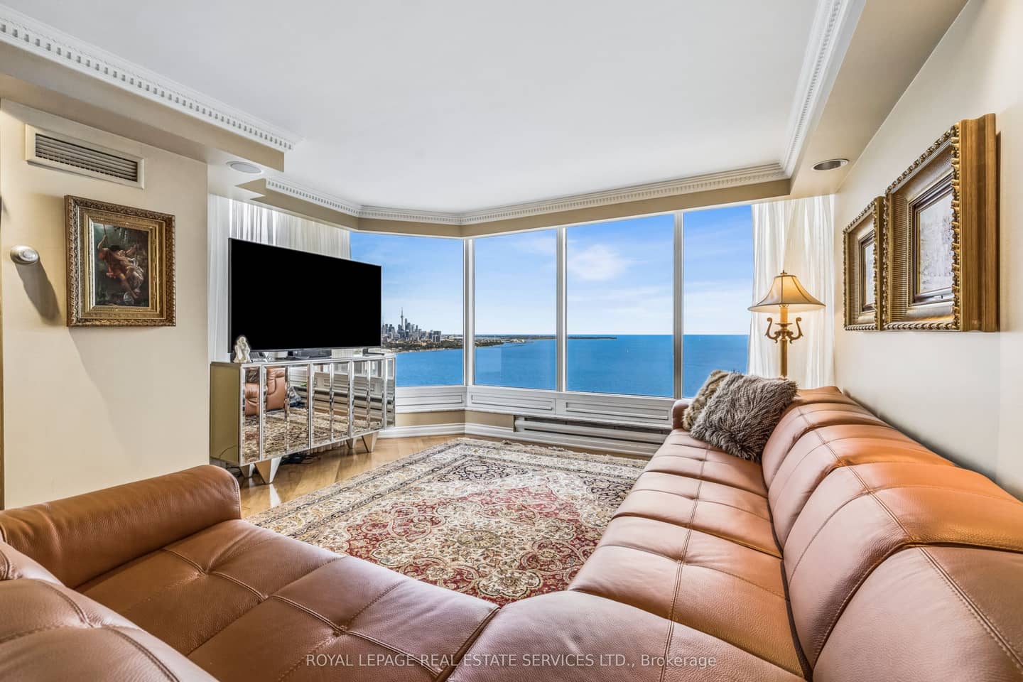 1 Palace Pier Court 3801, Toronto, ON M8V 3W9