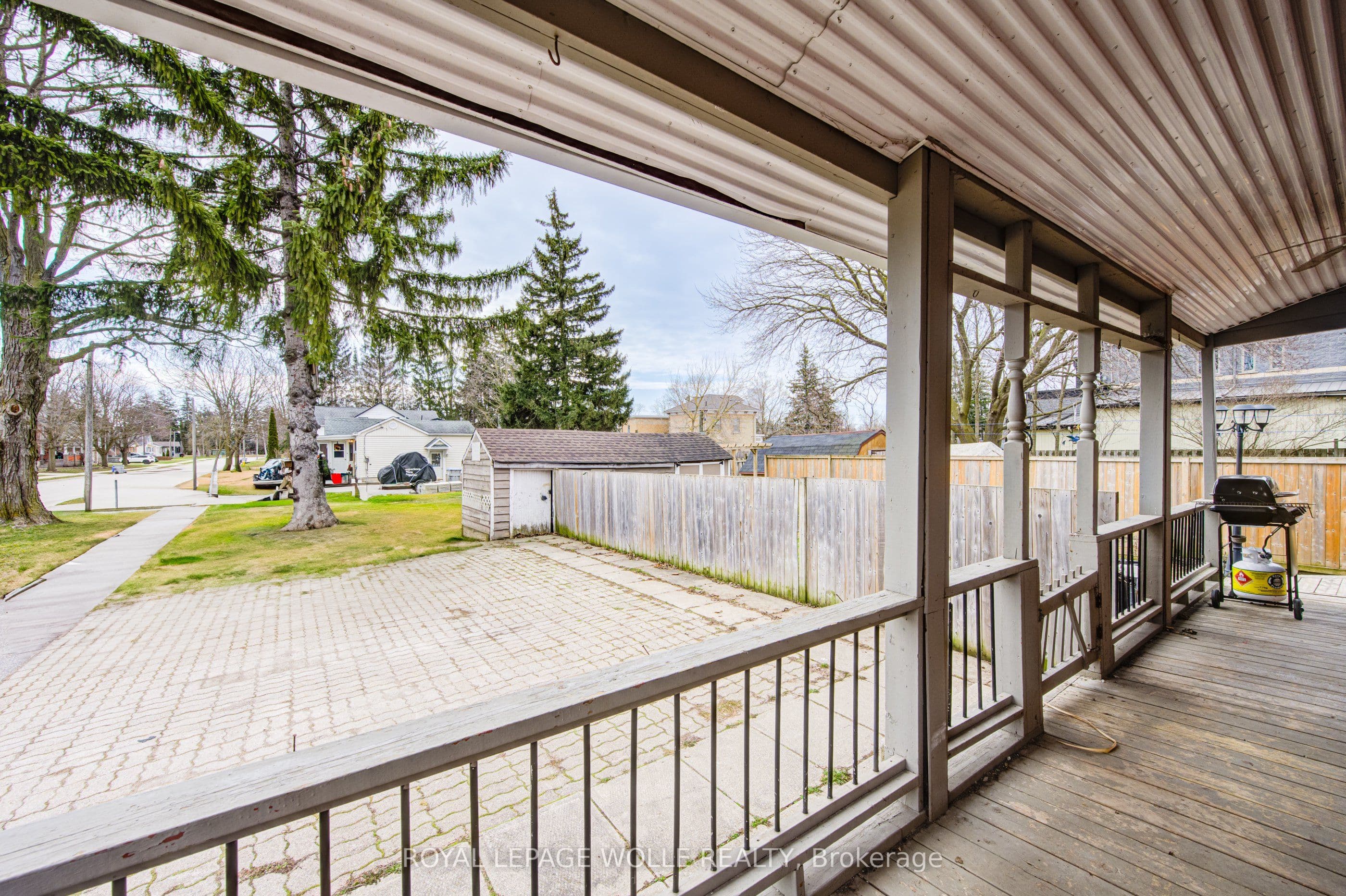 137 Wellington Street, West Perth, ON N0K 1N0