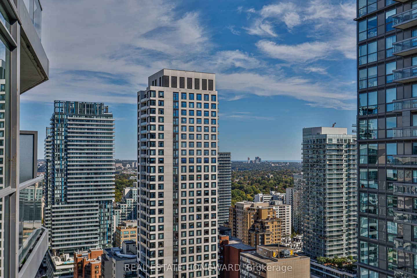 30 Roehampton Avenue 3102, Toronto, ON M4P 1R2