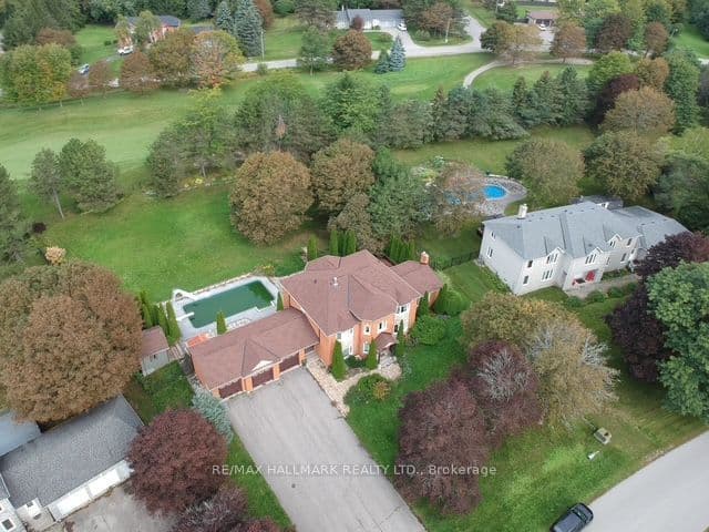 11 Sleepy Hollow Lane, Whitchurch-Stouffville, ON L4A 3G7