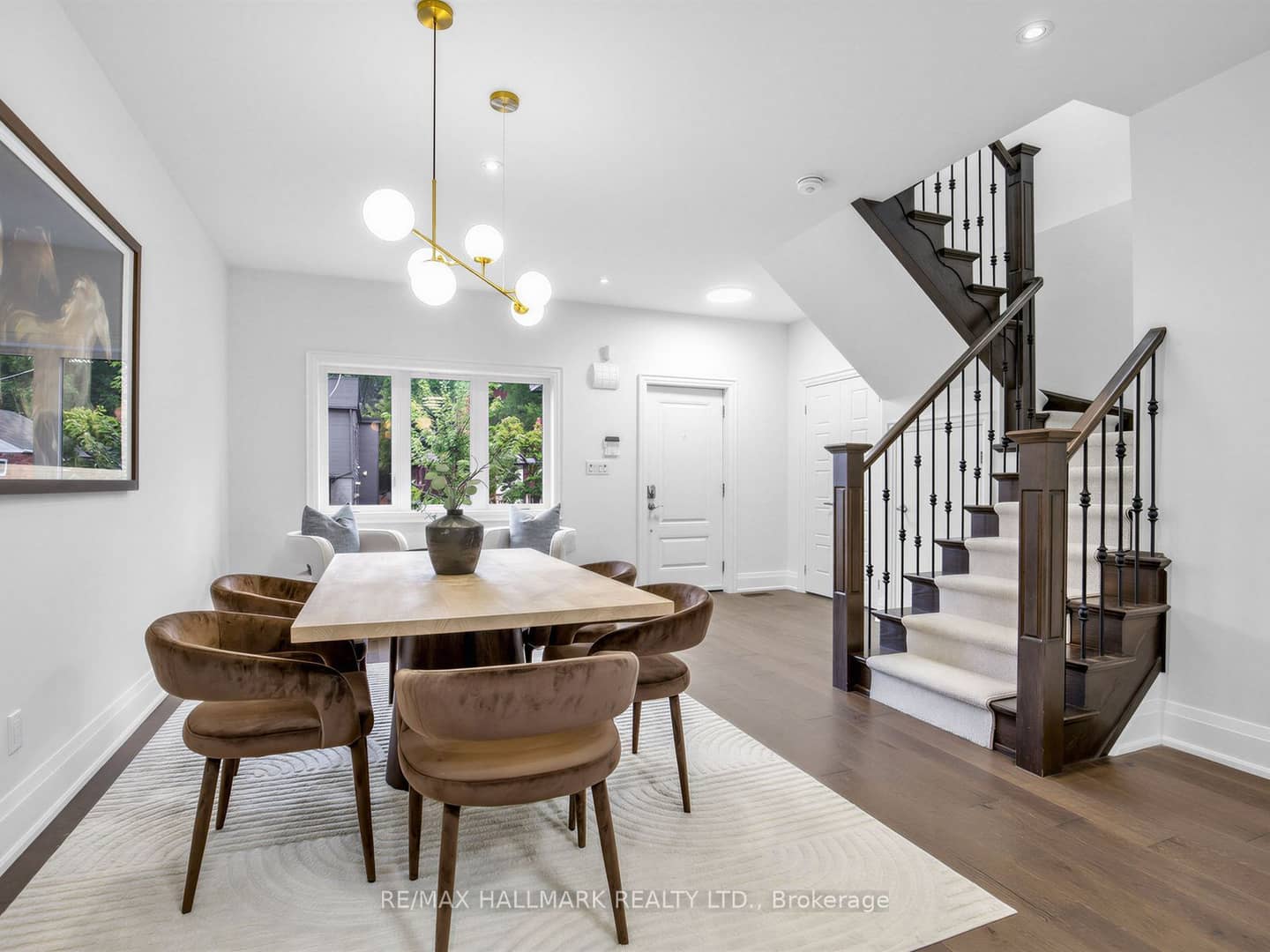 4 Woodville Avenue, Toronto, ON M4K 2J6