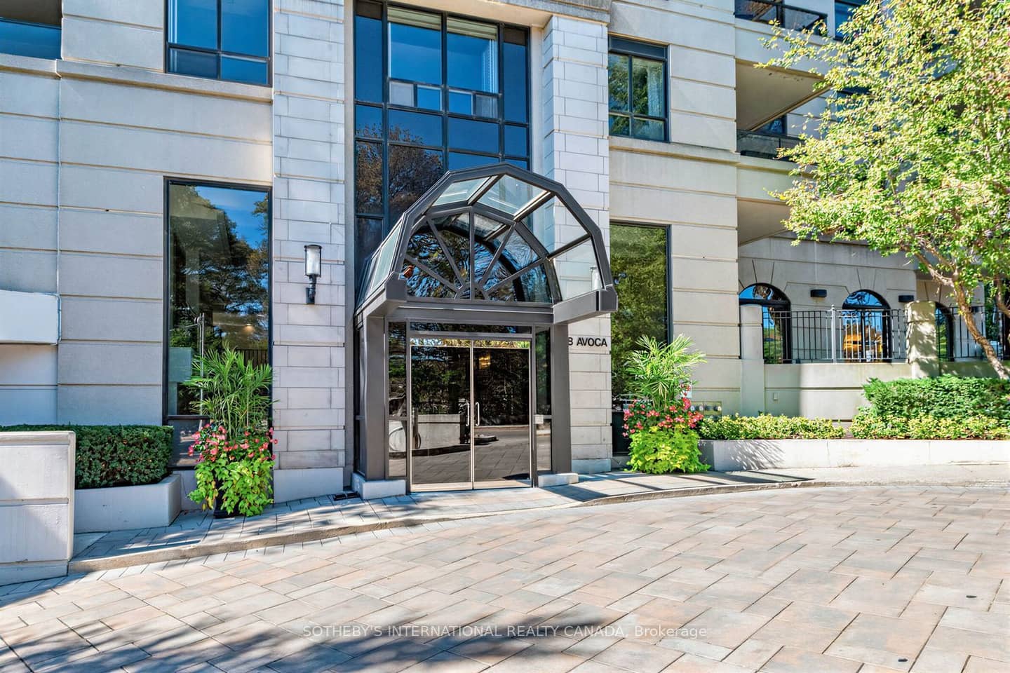 38 Avoca Avenue 704, Toronto, ON M4T 2B9