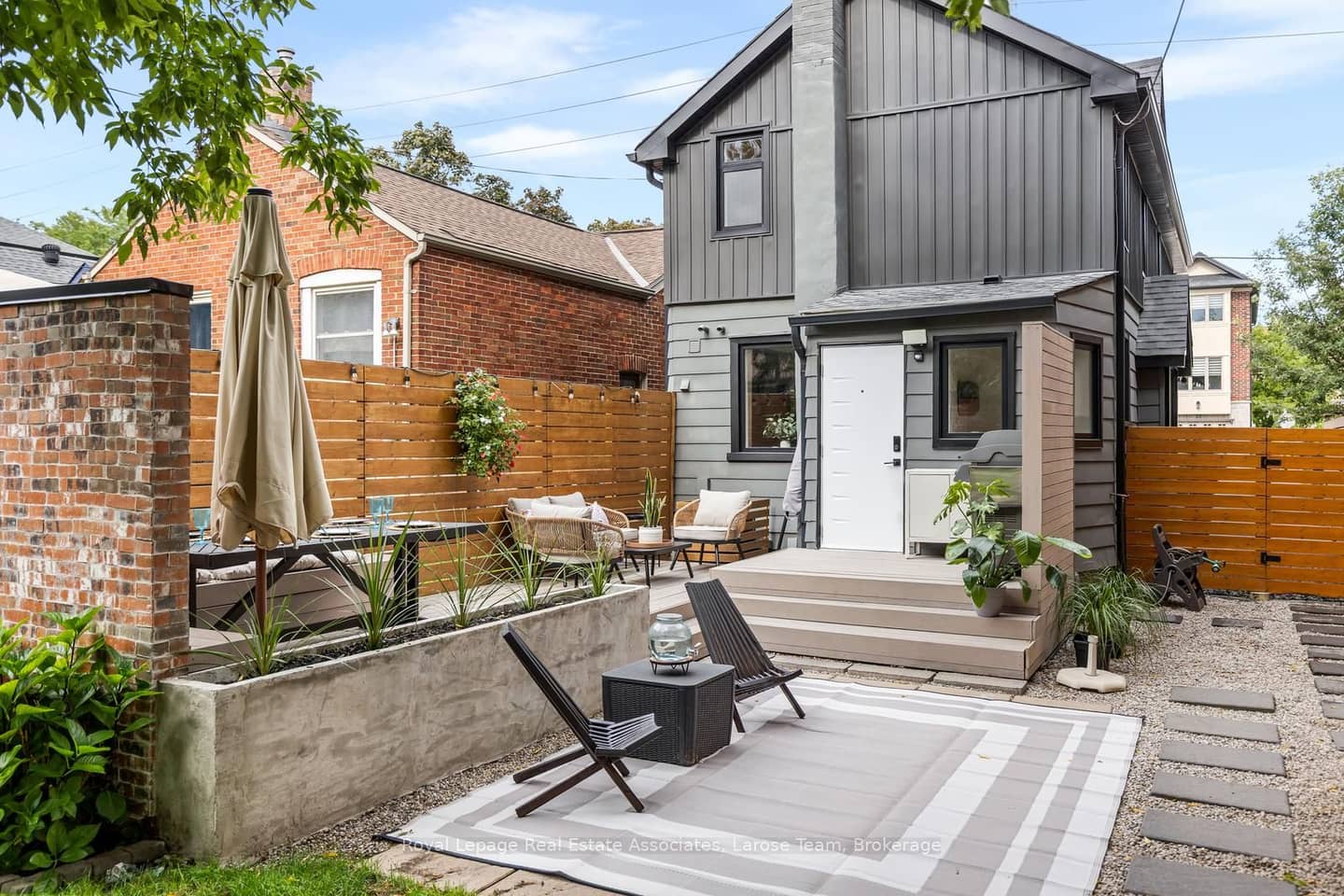 28 Thirtieth Street, Toronto, ON M8W 3B6