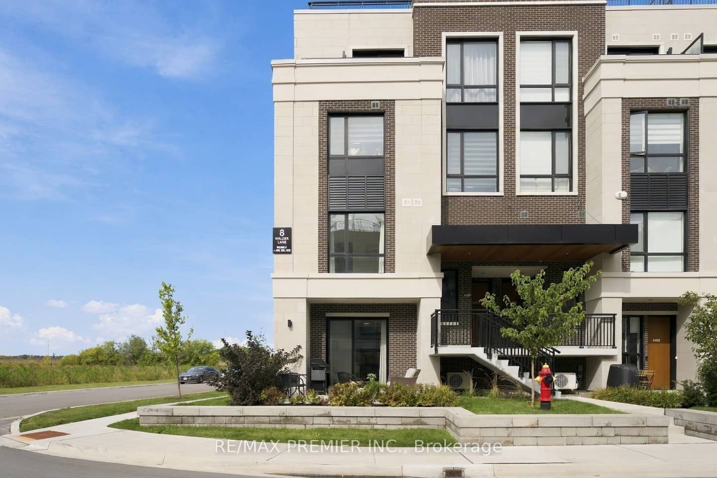 8 Walder Lane 102, Richmond Hill, ON L4S 0P7