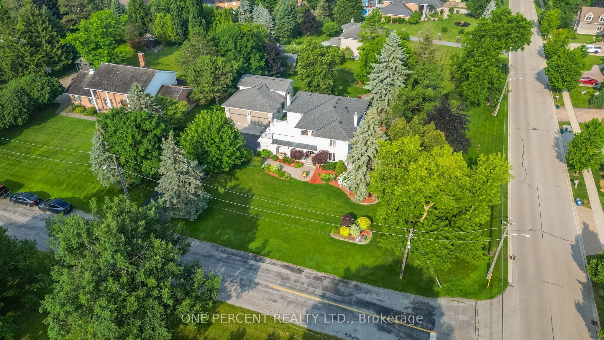 15 MARQUETTE Drive, Kitchener, ON N2P 2H2