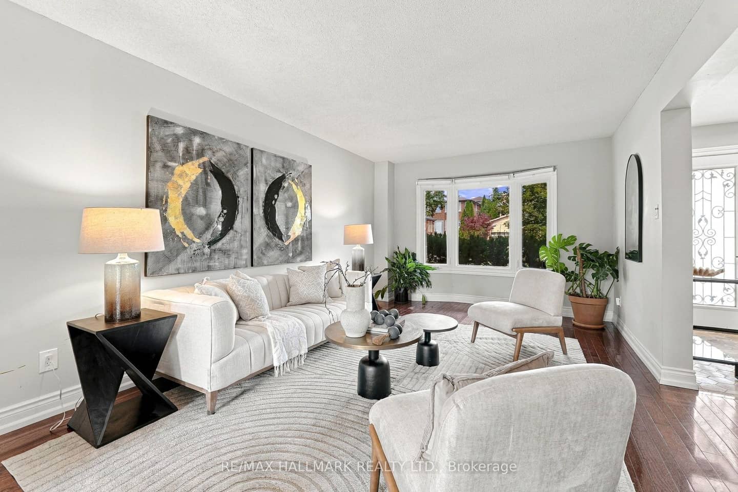 1246 Winterbourne Drive, Oakville, ON L6J 7G2