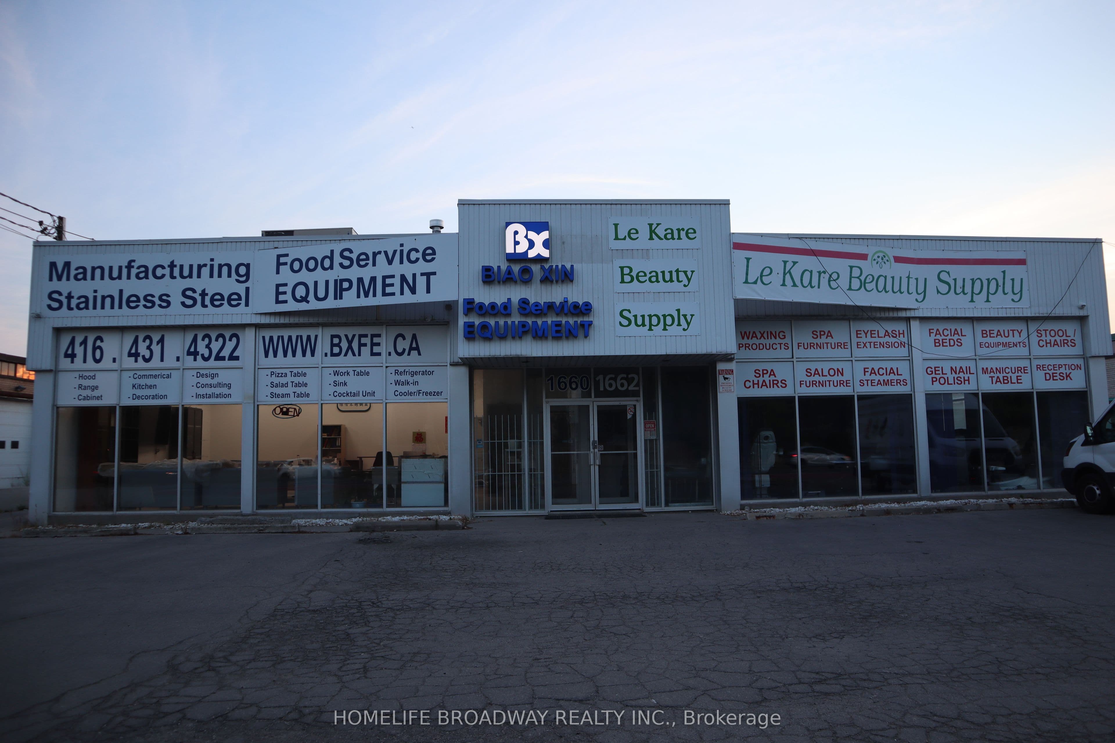 1662 Midland Avenue, Toronto, ON M1P 3C2